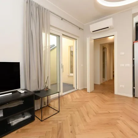 Living 13 - E Duomo A Pochi Passi Apartment