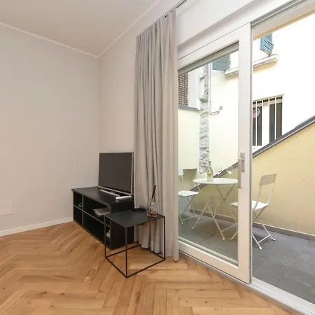 Apartment Living 13 - E Duomo A Pochi Passi Salo